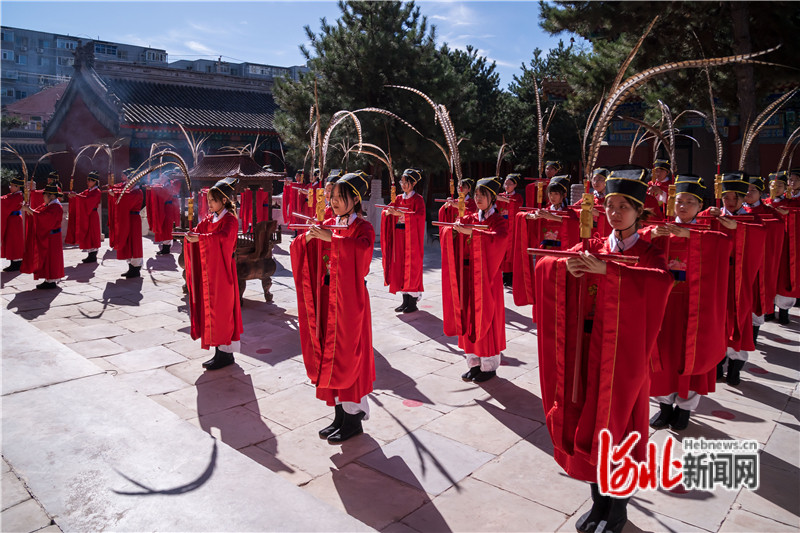 承德热河文庙癸卯年祭孔大典暨国学传承朗诵会举行