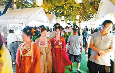 传统文化显魅力：中秋国庆假日，云南开展丰富多彩的活动，展现传统文化魅力